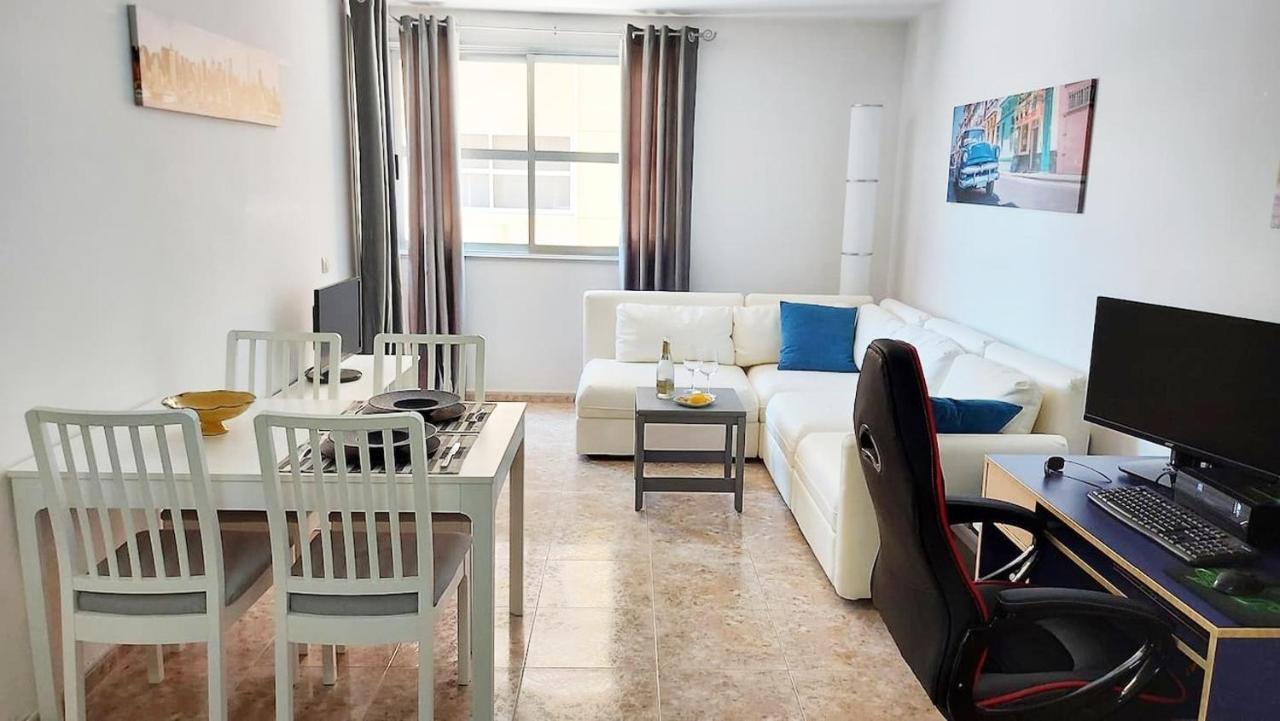 Modern And Centric Apartment With Air Conditioning - By Tenerifehints El Médano Buitenkant foto
