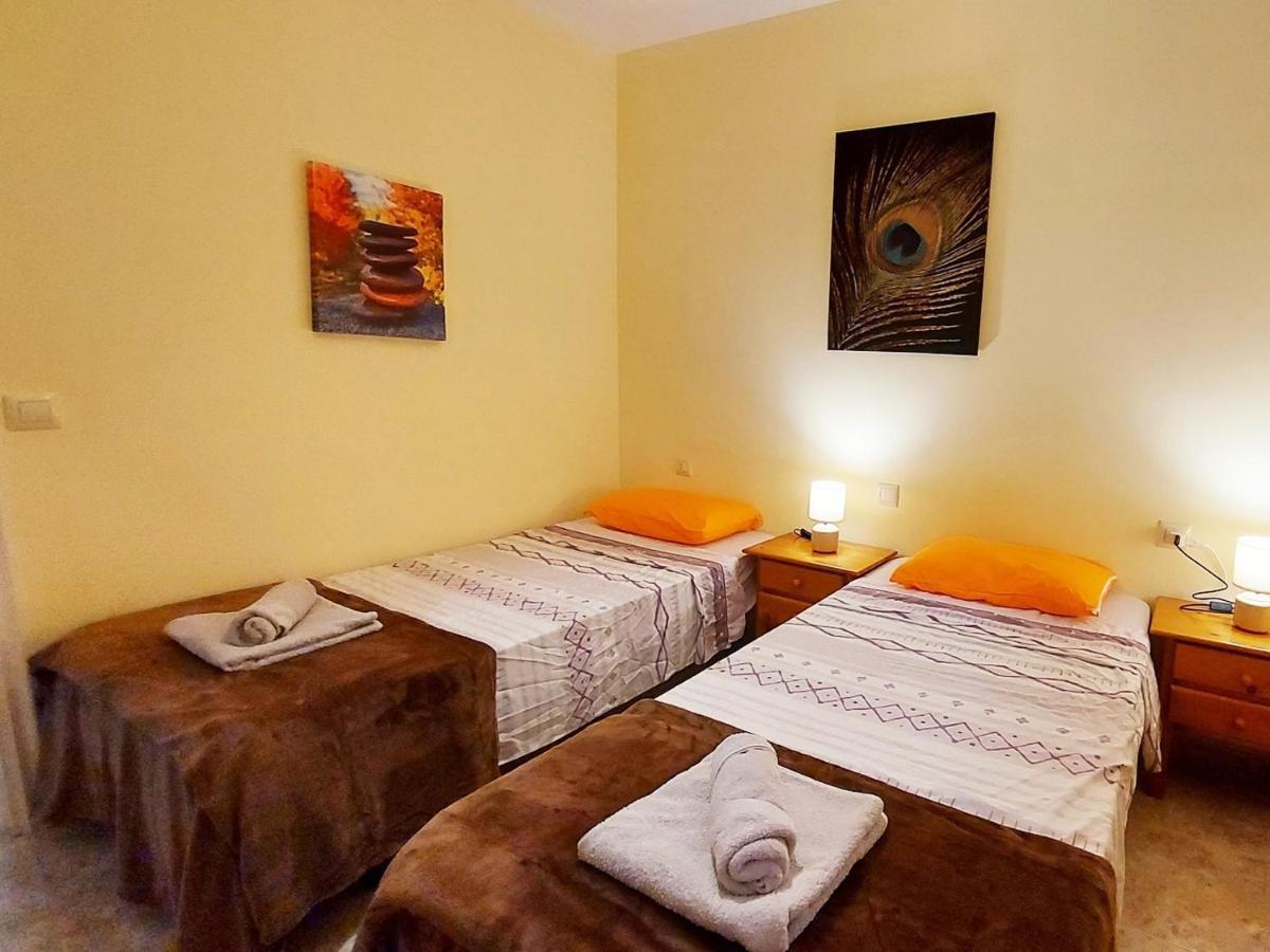 Modern And Centric Apartment With Air Conditioning - By Tenerifehints El Médano Buitenkant foto