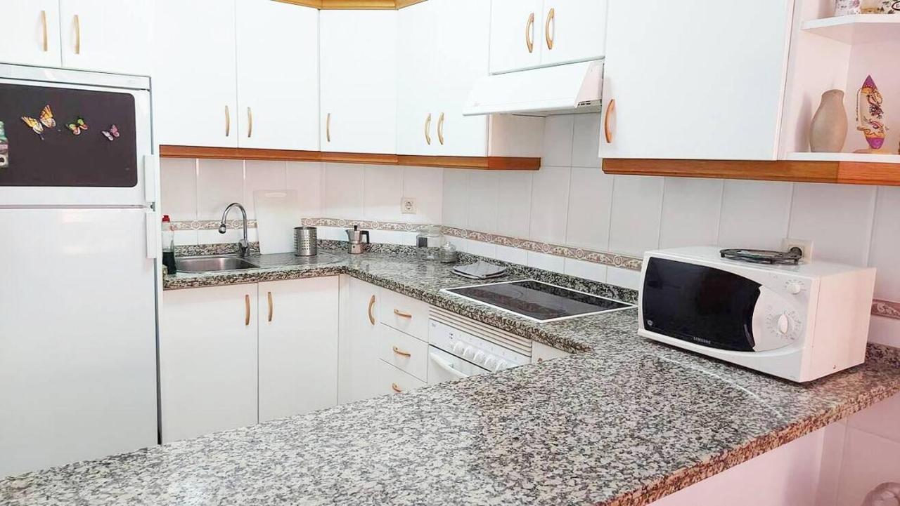 Modern And Centric Apartment With Air Conditioning - By Tenerifehints El Médano Buitenkant foto
